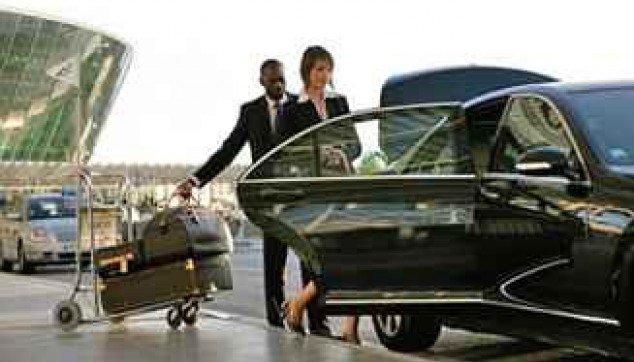 Private Taxi from Ahmedabad to Vadodara