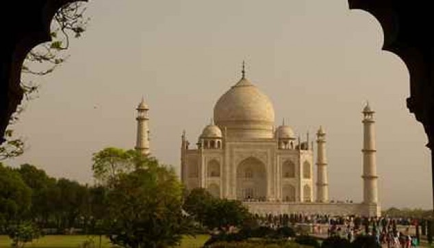 Taj Mahal With Local Guide From Jaipur