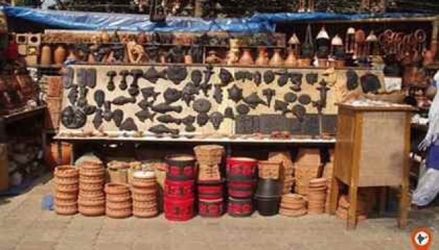 Handicraft hopping in Varanasi