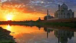 Private Full Day Agra City Tour with Sunrise Visit of Tajmahal