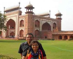 Visit the Agra tomb