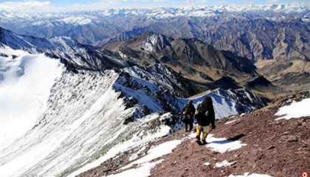 5 Days Ladakh Tour With Pangong Lake