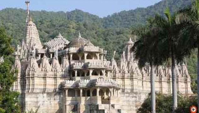Tour to Ranakpur and Kumbalgarh from Udaipur