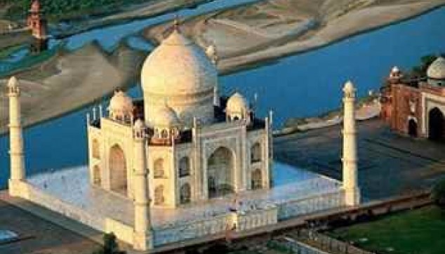 Taj Mahal From Goa With Flights And Hotel